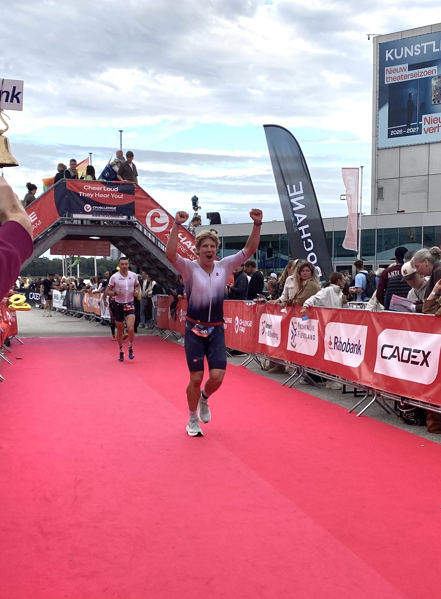 Een triatlon in 10 uur en 40 minuten: de topprestatie van Toon